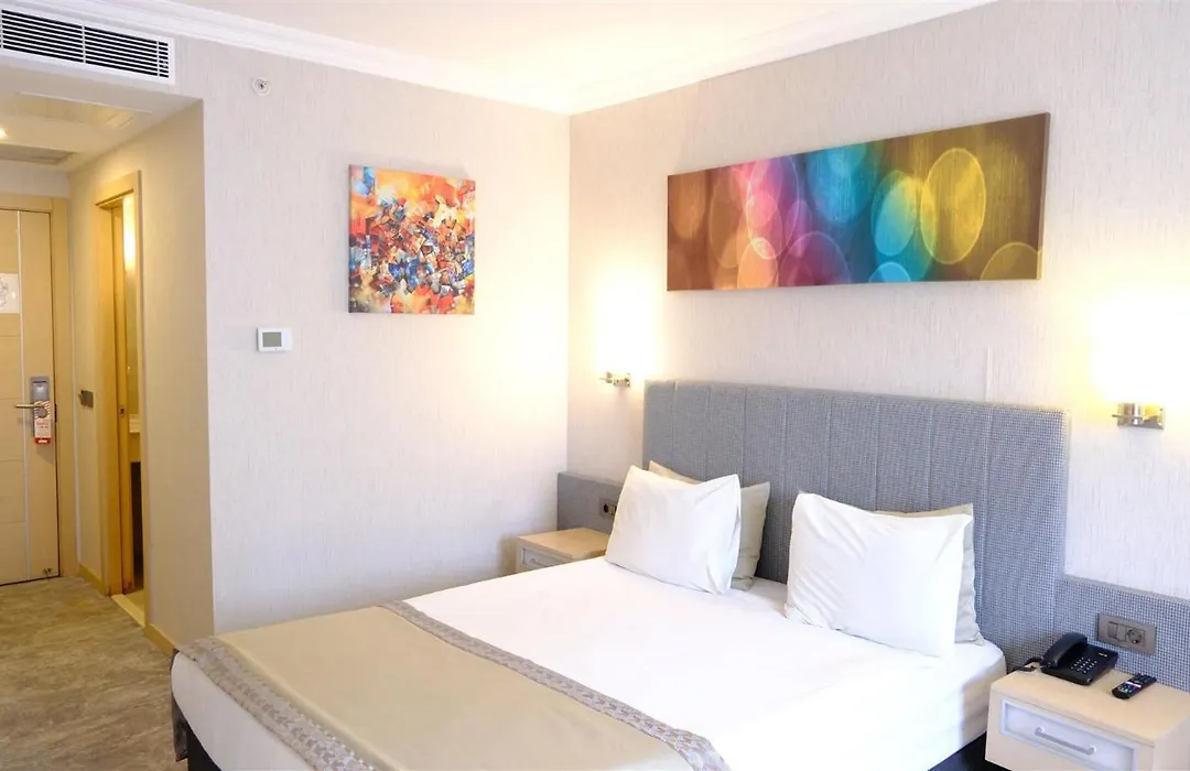 Midas Hotel-1