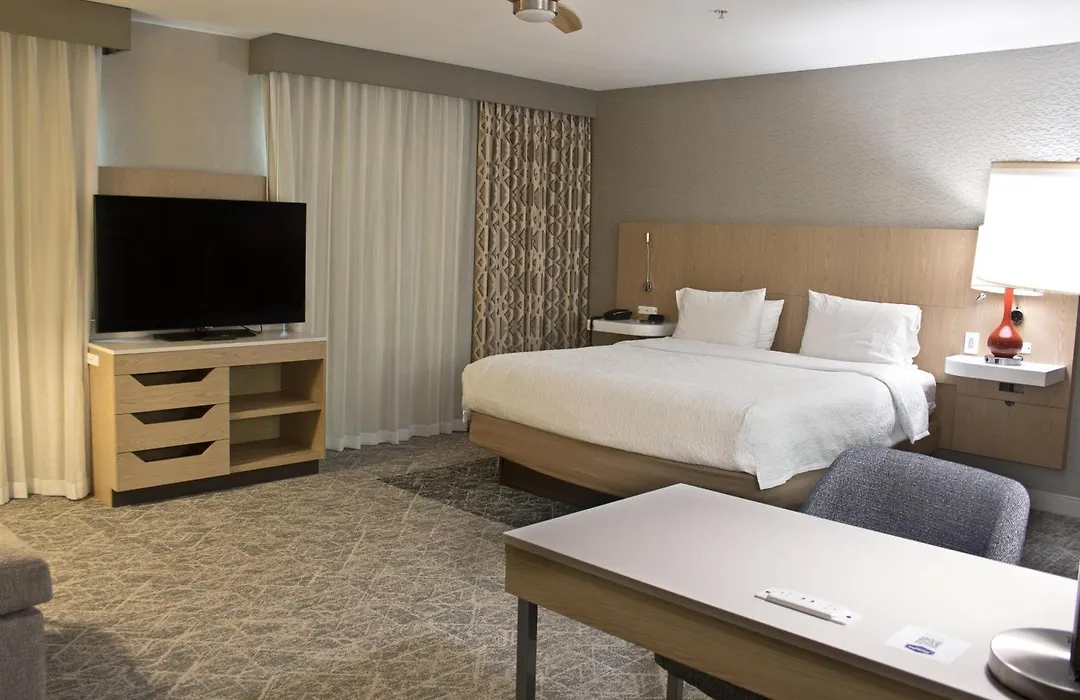 Hampton Inn & Suites Denver-Speer Boulevard-1