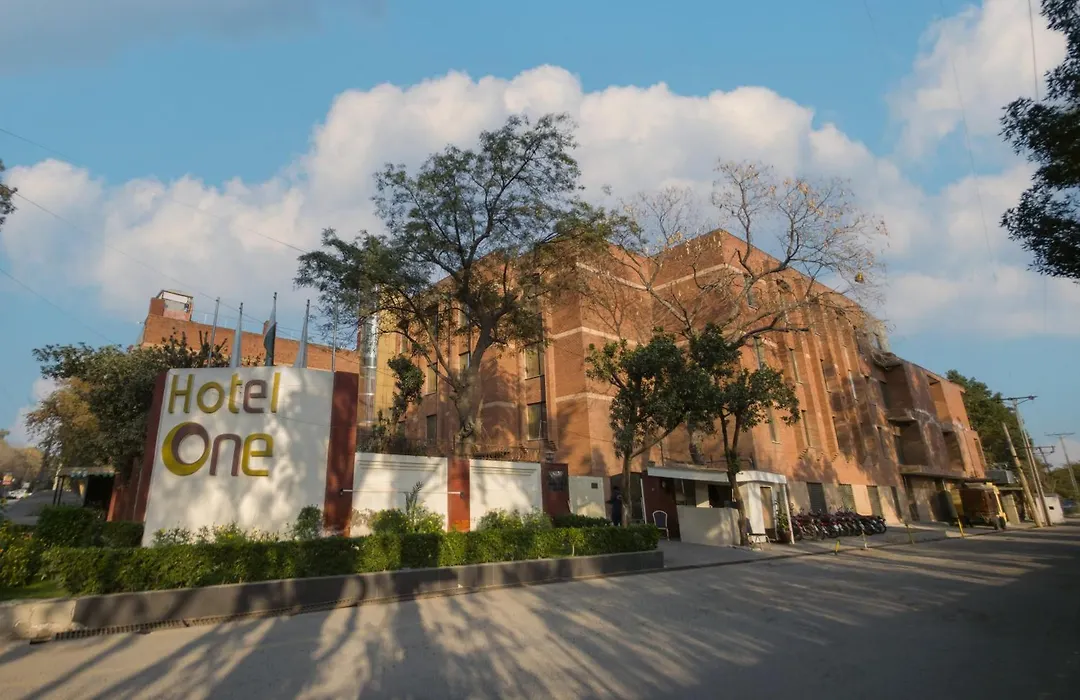 Hotel One Faisalabad-1