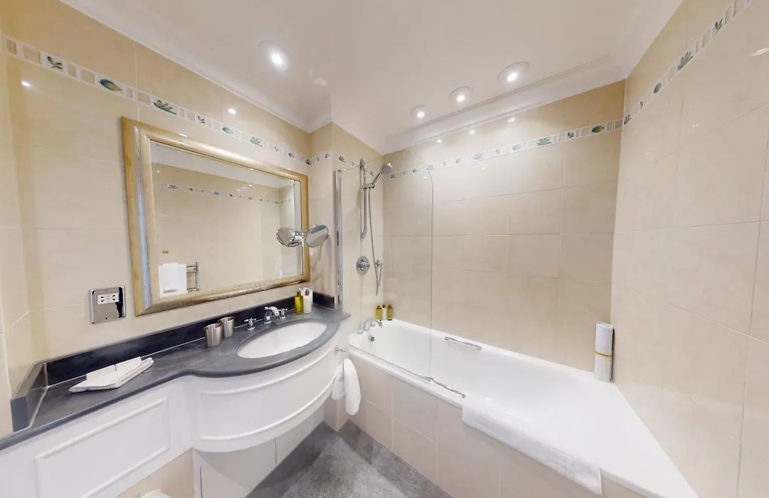 Cheval Knightsbridge-1