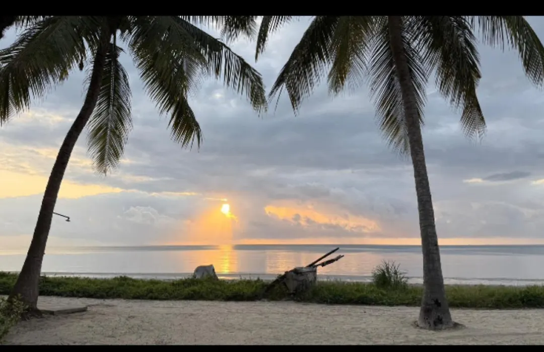 Barry'S Beach Resort Pangani-1