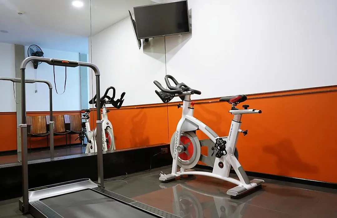 Mestyle Garage Hotel-1