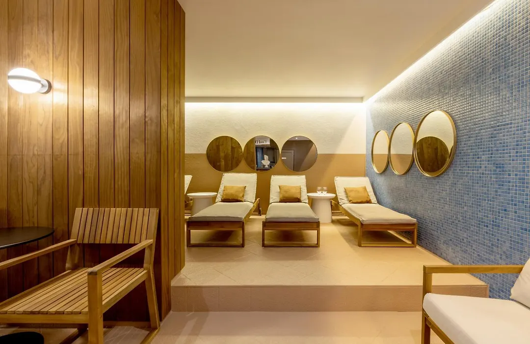 Boutique Hotel Bristol-1