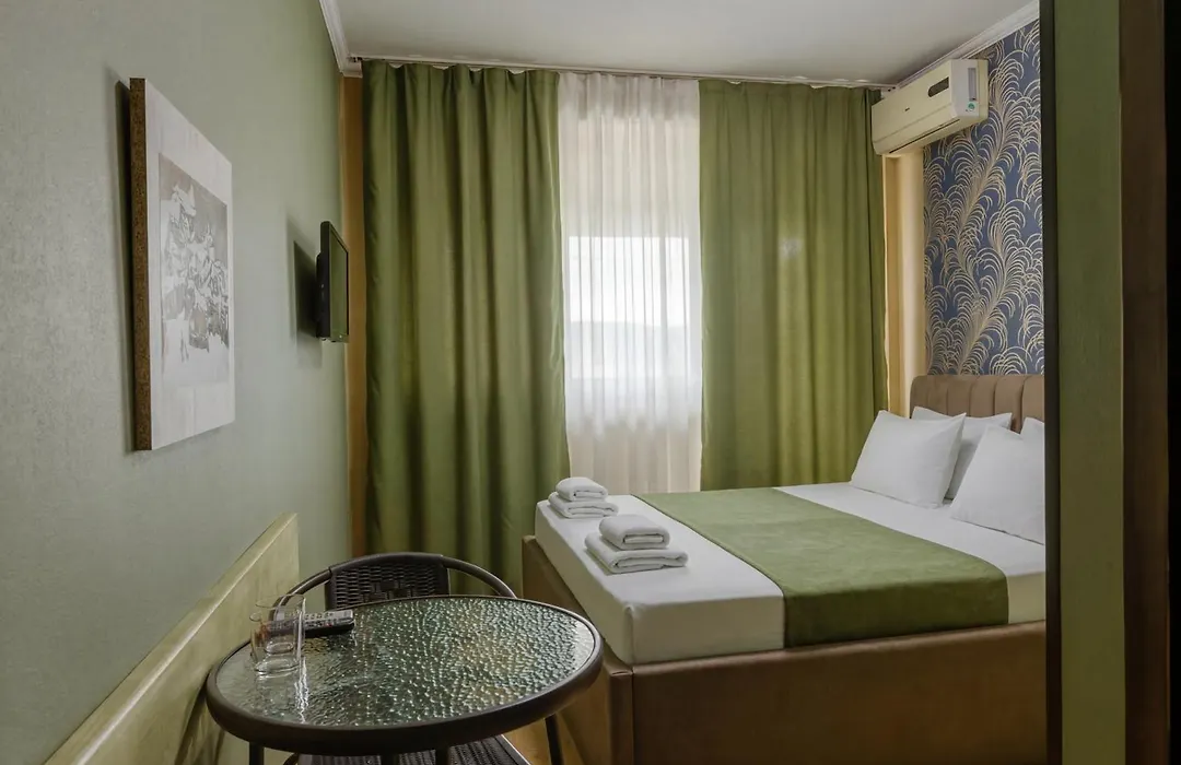 Hotel Tbilisi Central By Mgzavrebi-1