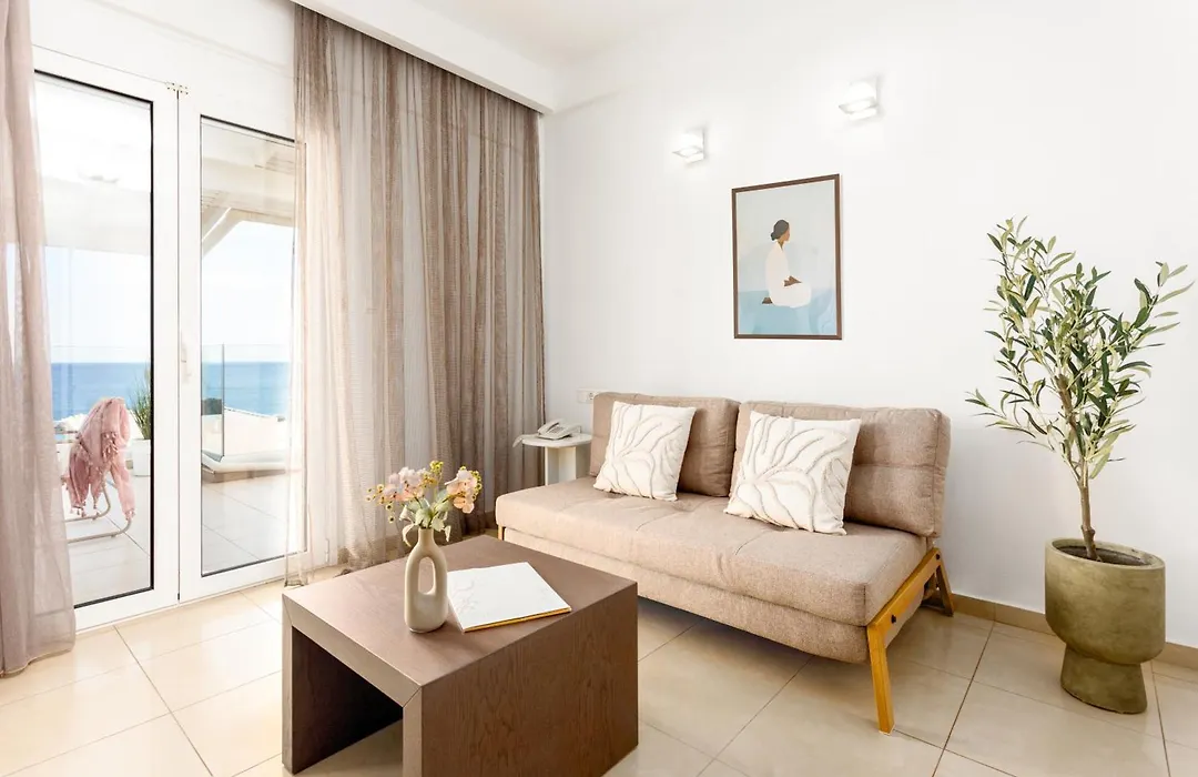 Coral Hotel - Hotelia Hospitality Group-1
