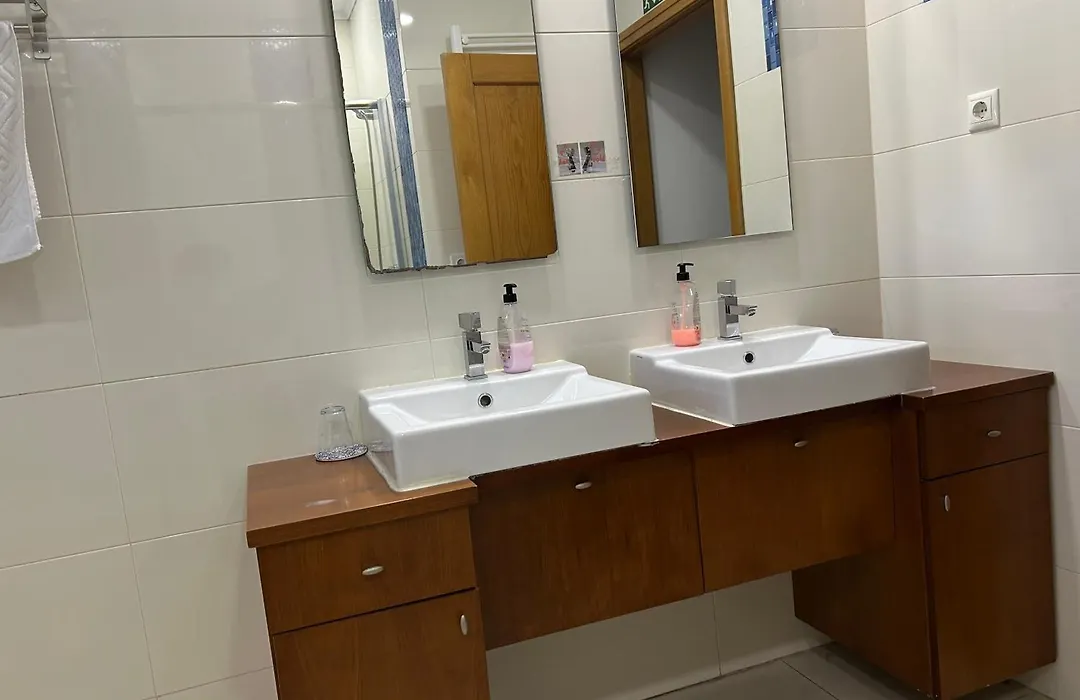 Bing Garden Guesthouse-1