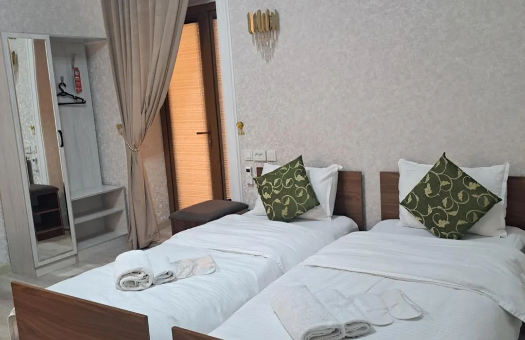 Royal Lux Guest House-1