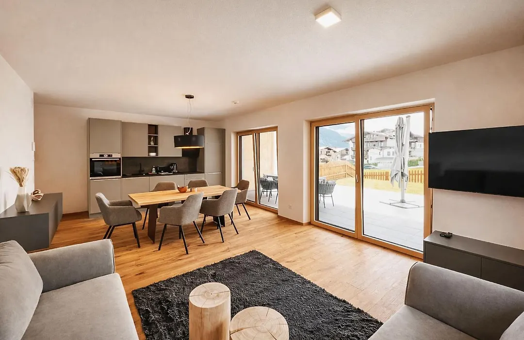 Isanora - Apartment With Garden-1