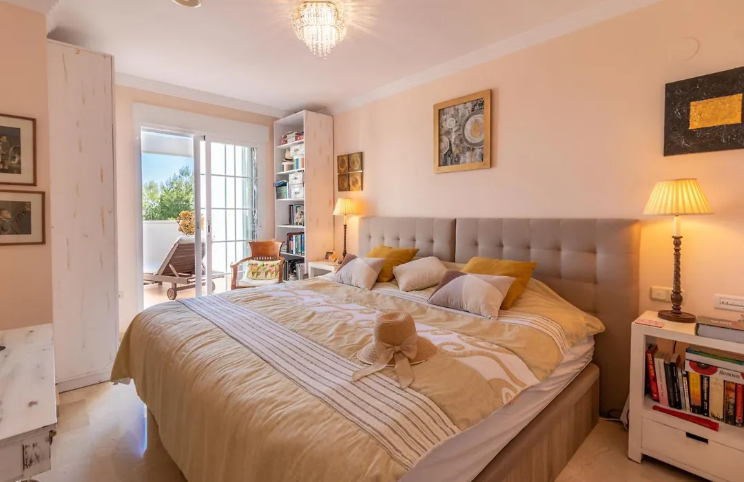 Atico Familiar Con Terraza Y Bonitas Vistas Al Mar En Marbella - Rio Real 282G-1