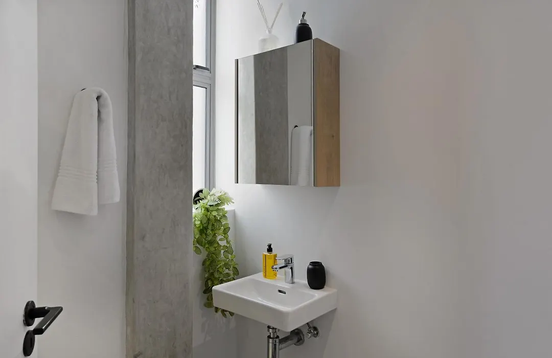 Six On N - Fluent Serviced Apartments-1