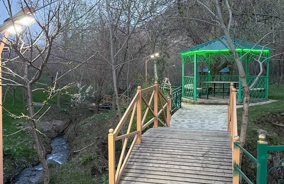 Nurata Mountains Hayat Guesthouse-1
