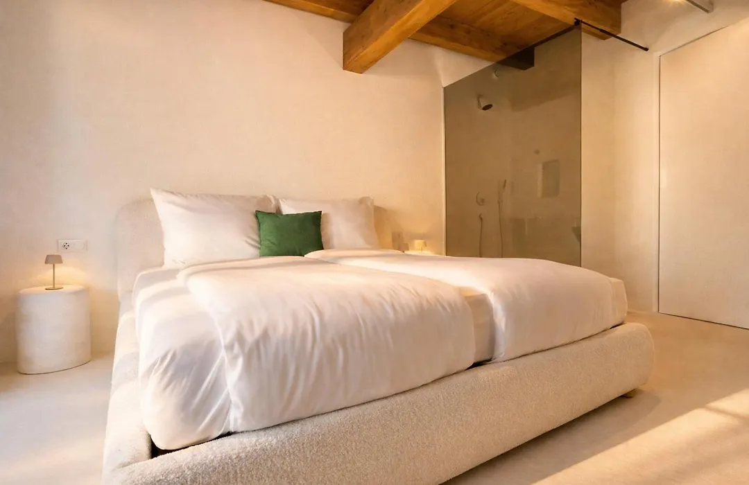 Penthouse N'4 - Rooftop Terrace, Sauna & Whirlpool Access-1