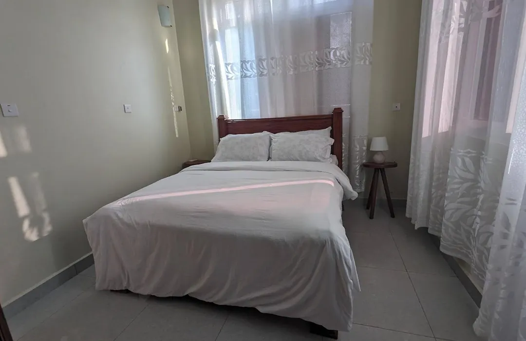 Zanzi Modern 2 Bed Apartment Gf-1