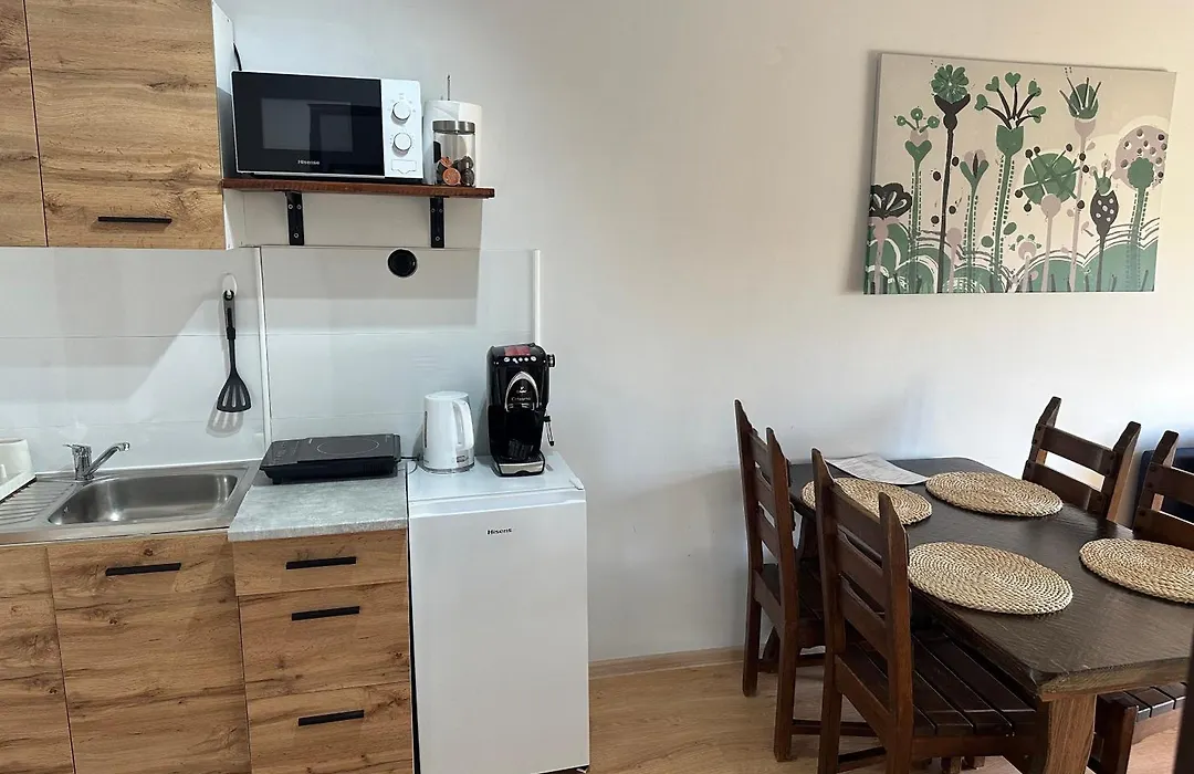 Glowna Apartamenty Nad Nogatem-1