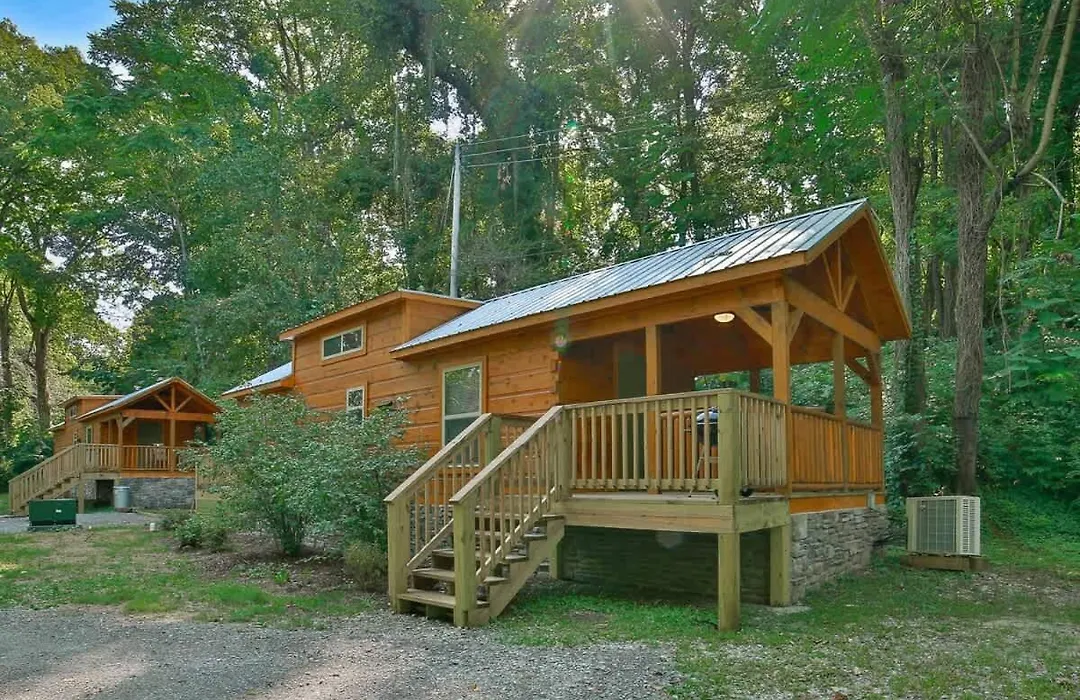 Bryce Cabin Lookout Mtn Tiny Home W Swim Spa-1