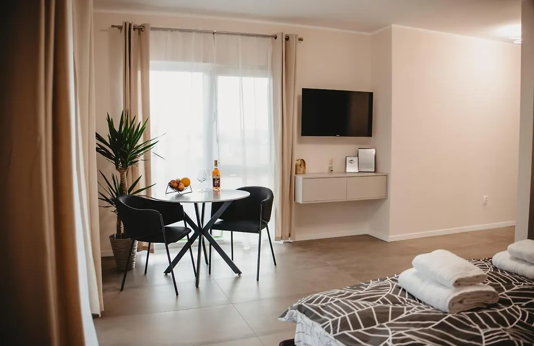 White House Iris Cluj Napoca - Apartament 6 - Parcare Gratuita, Self Check In 24H-1