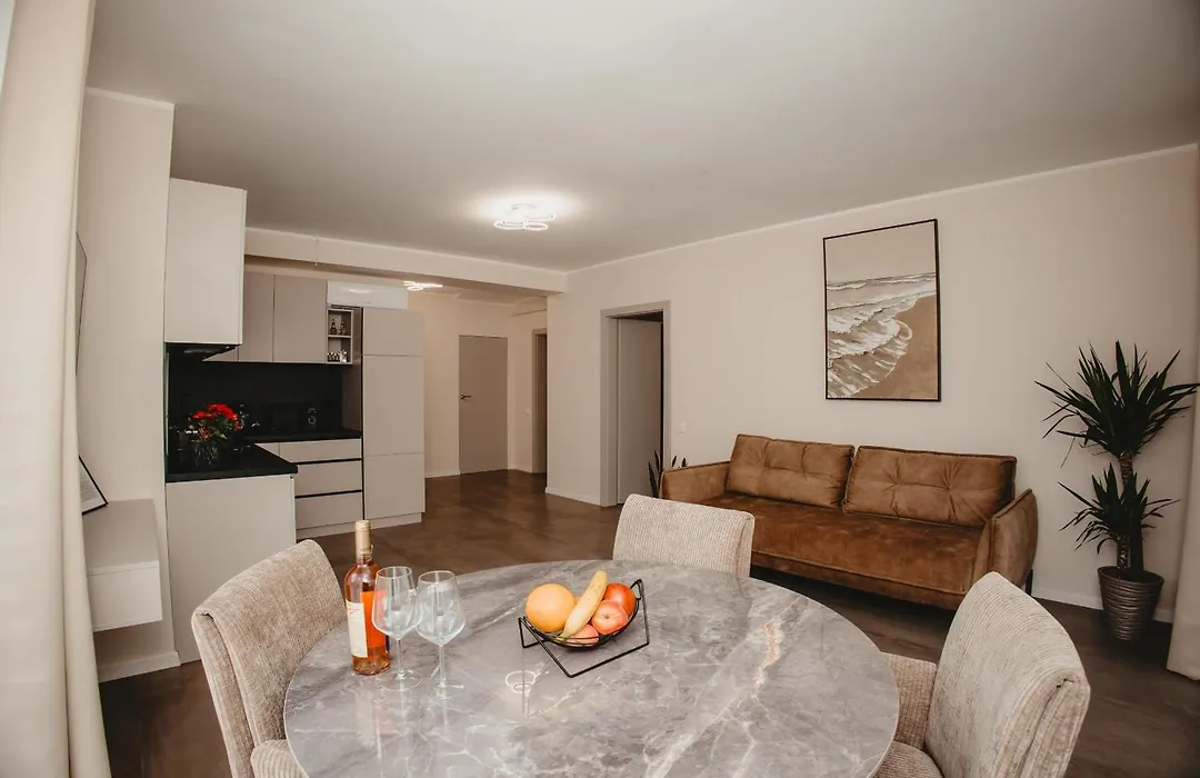 White House Iris Cluj Napoca - Apartament 4 - Parcare Gratuita, Self Check In 24H-1