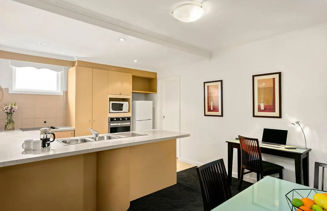 Comfort Apartments Royal Gardens-1