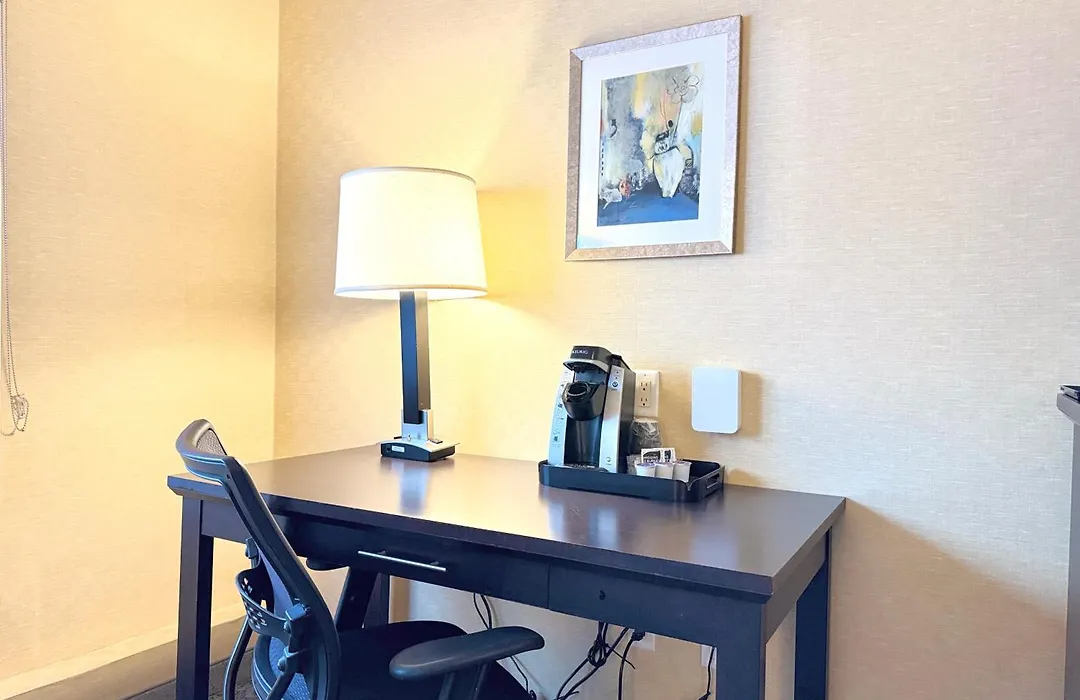 Holiday Inn Express & Suites Riverport Richmond By Ihg-1