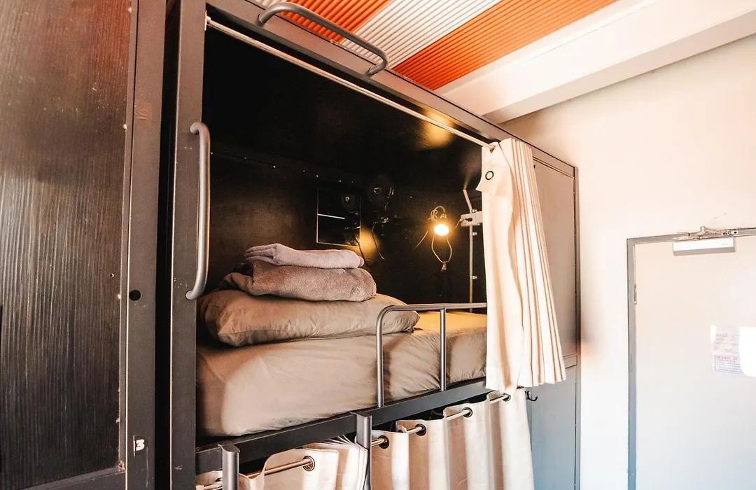 Tequila Sunrise Hostel Adelaide-1