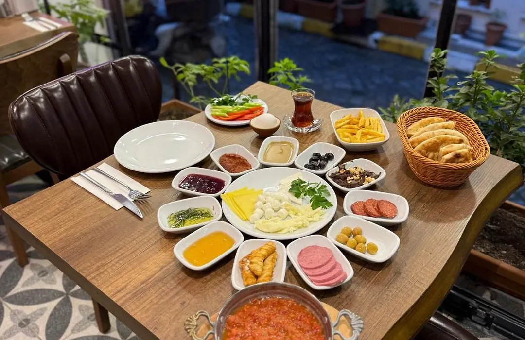 Constantinopolis Hotel-1