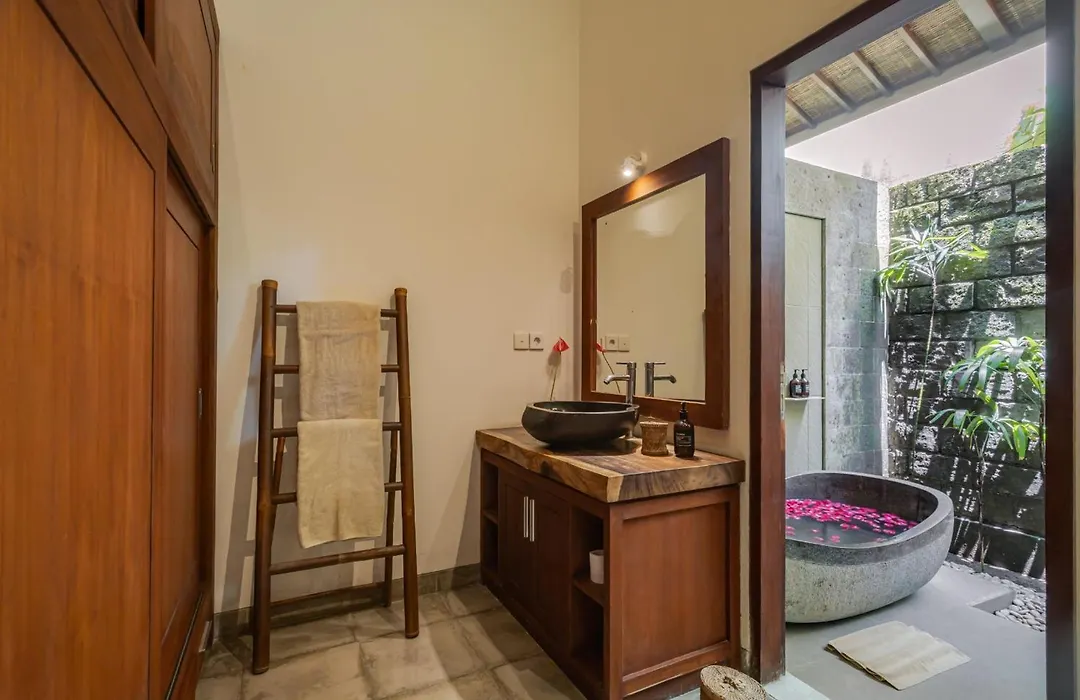 Villa Vastu Seminyak-1