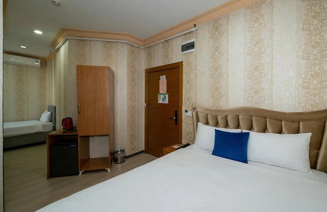 Maxwell Hotel-1