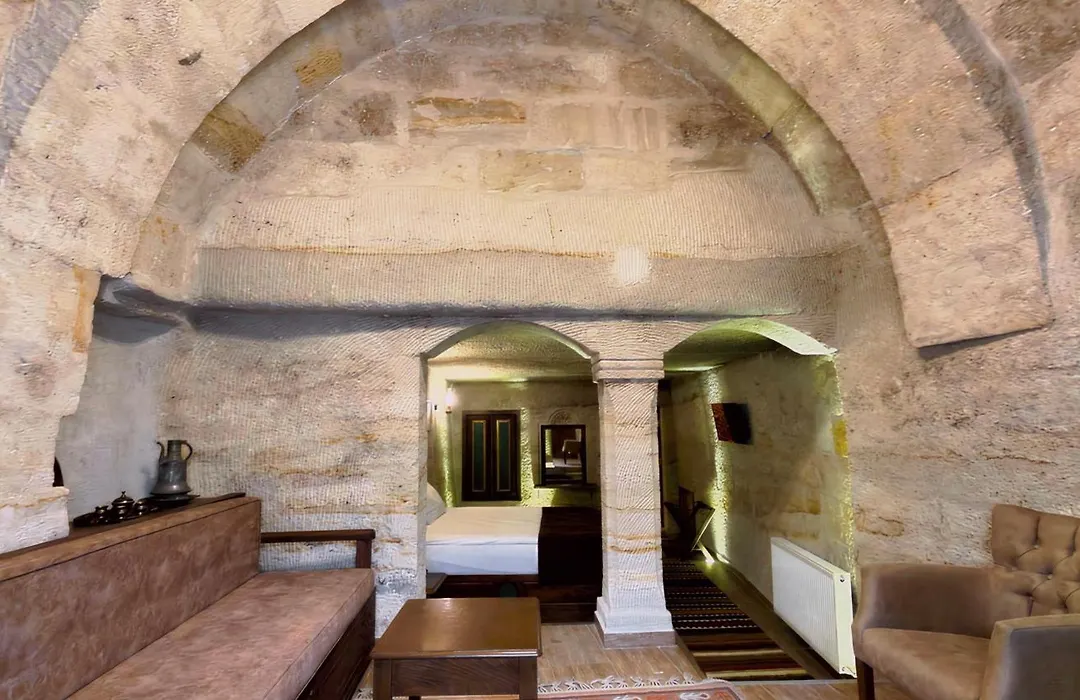 Goereme Rock Cave-1