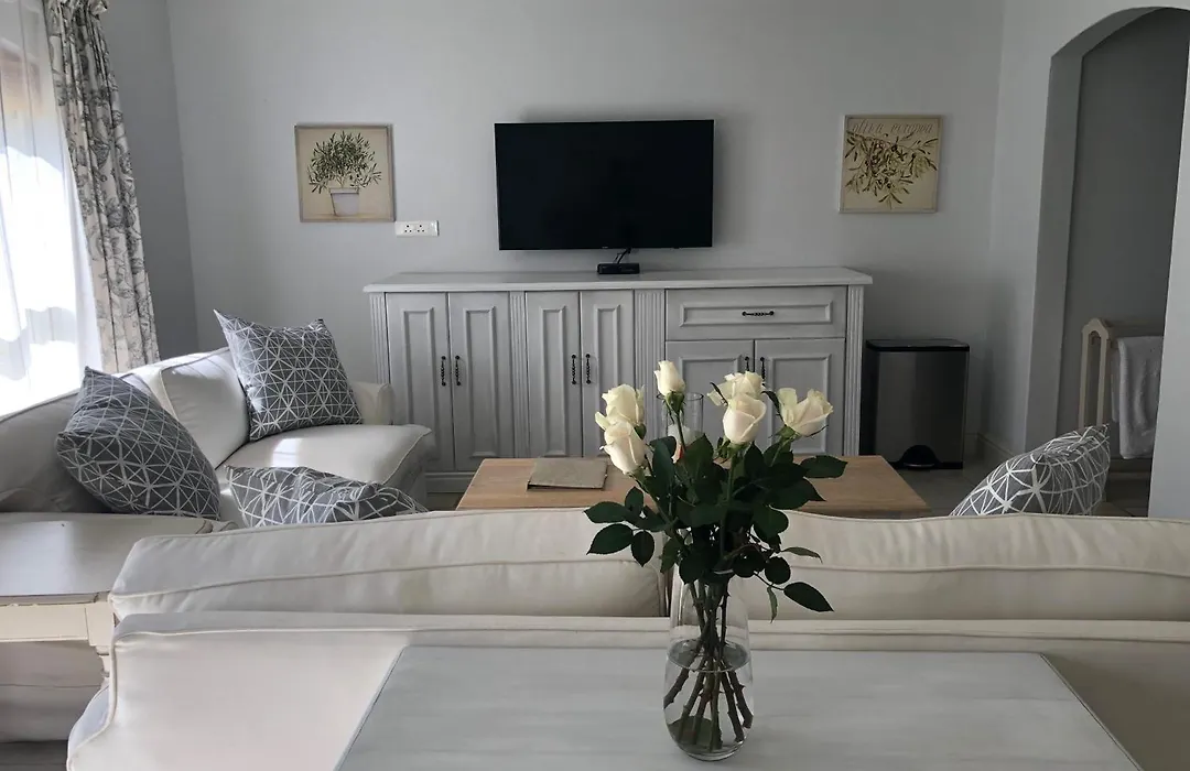 Constantia Valley Lodge-1