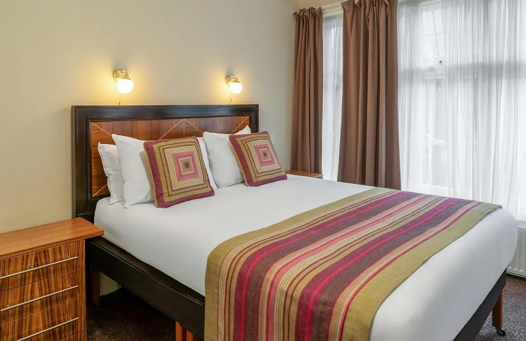 Heathlands Hotel-1
