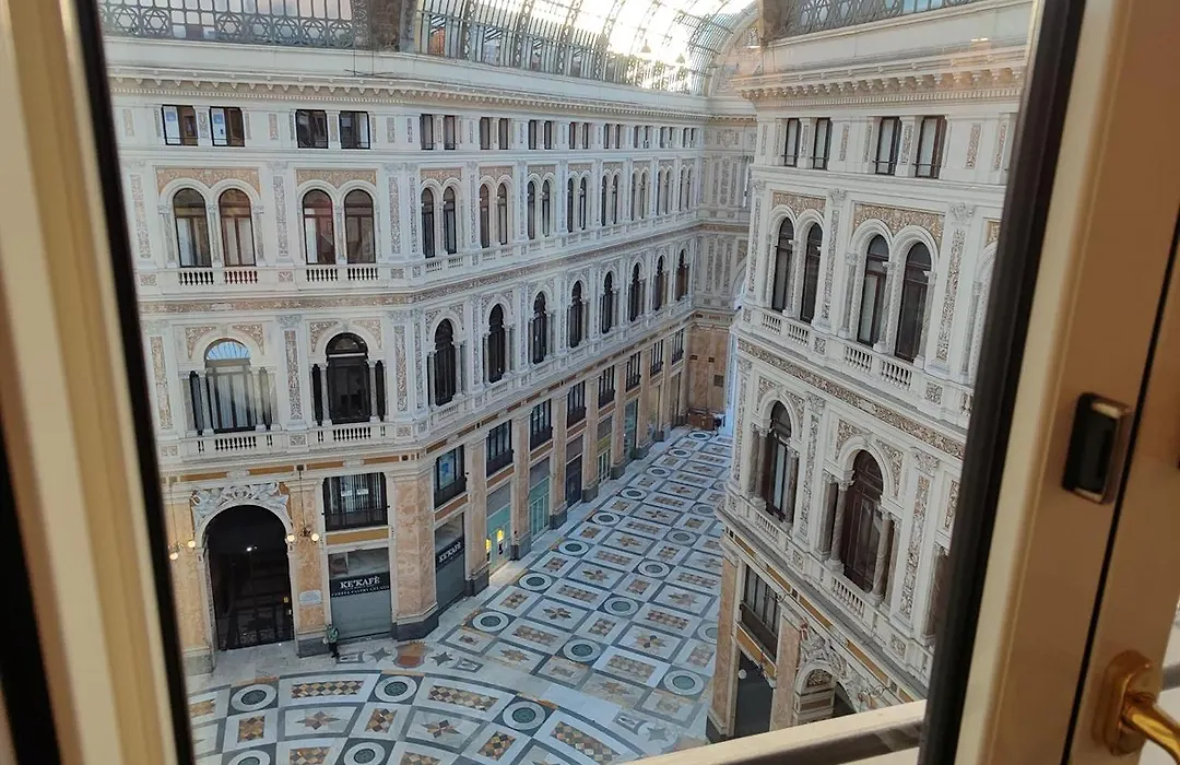 Hotel Art Resort Galleria Umberto-1