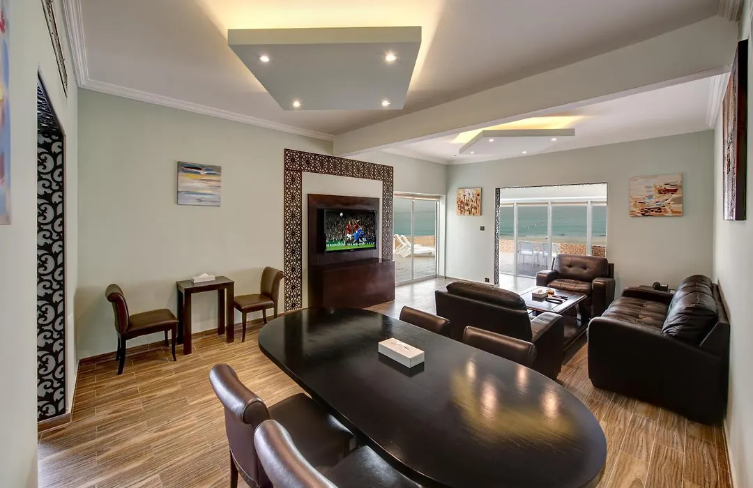 Sharjah Carlton Hotel-1