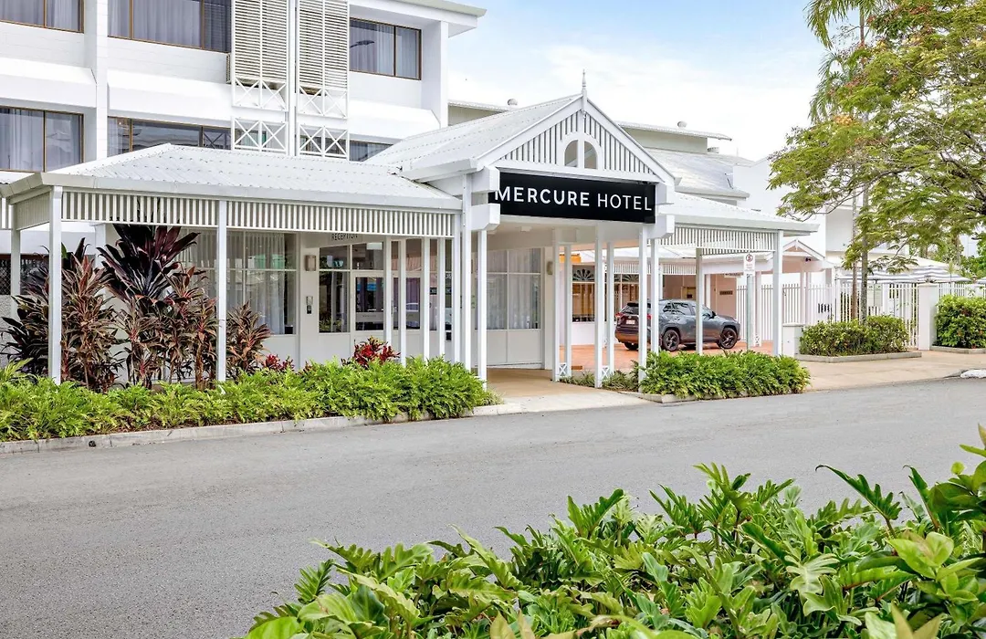 Mercure Cairns-1