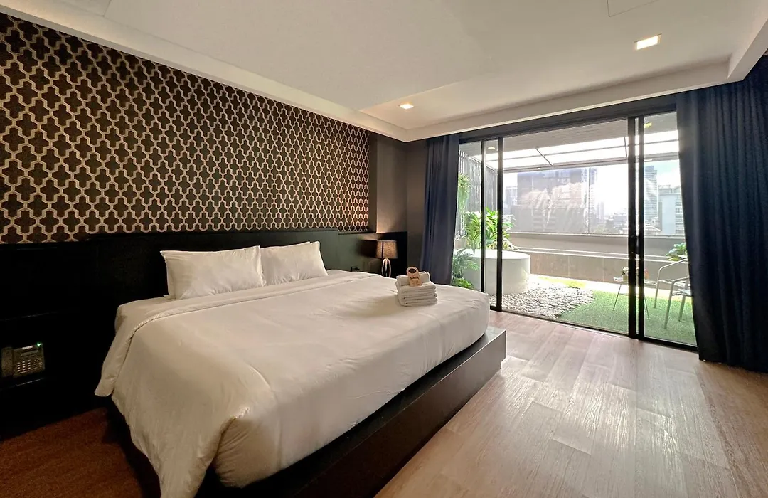 G Boutique Silom Hotel-1