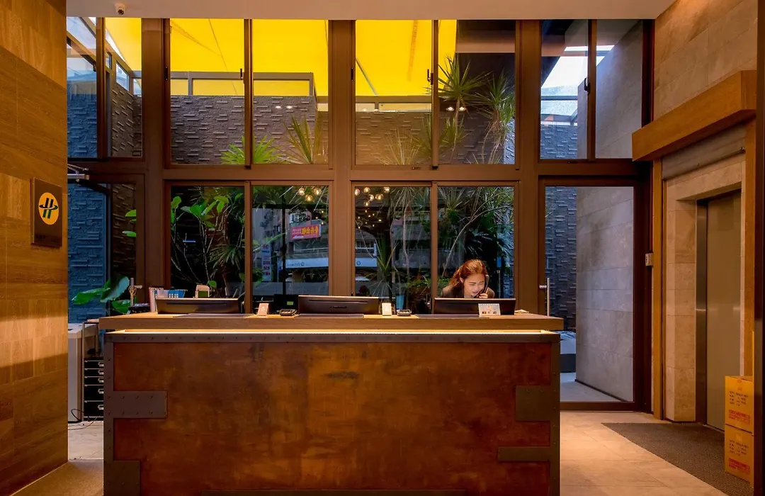 Gogo Hotel Fengchia-1
