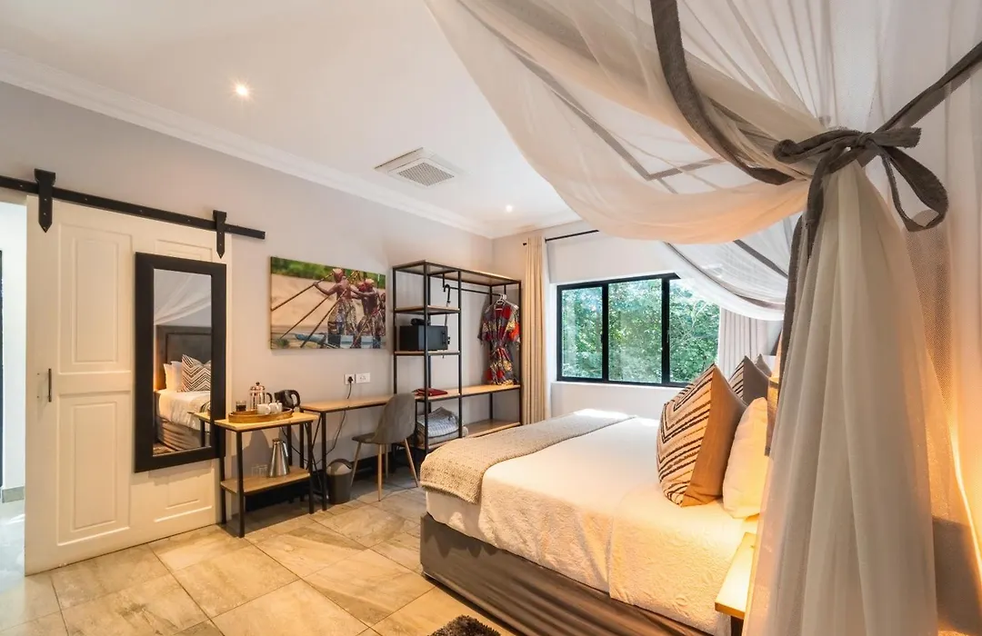 Nkosi Guest Lodge-1
