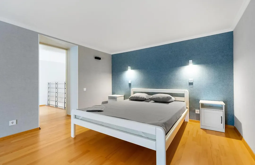 18 Deribasivska Street Jacuzzi Apartment-1