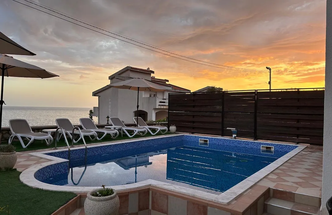 Royal Villas-1