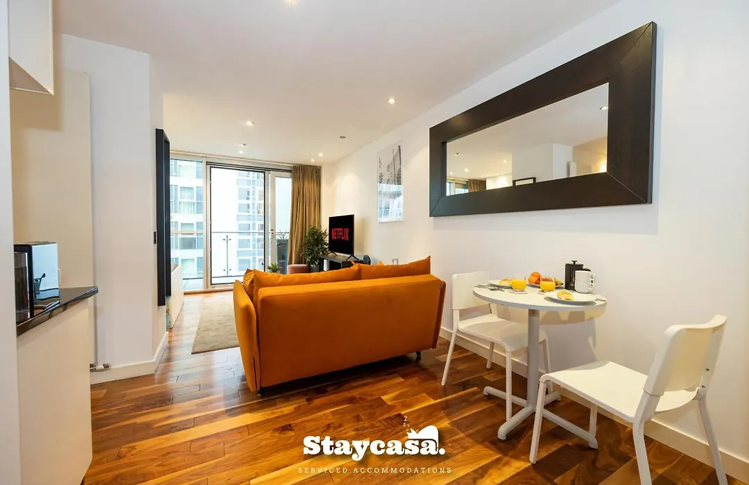 Sunset Haven Studio With Balcony And Free Parking-1