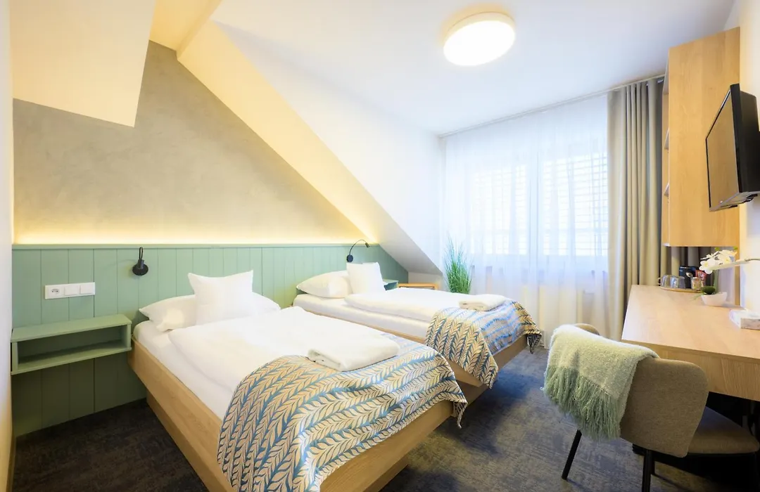 Hotel Roudna-1