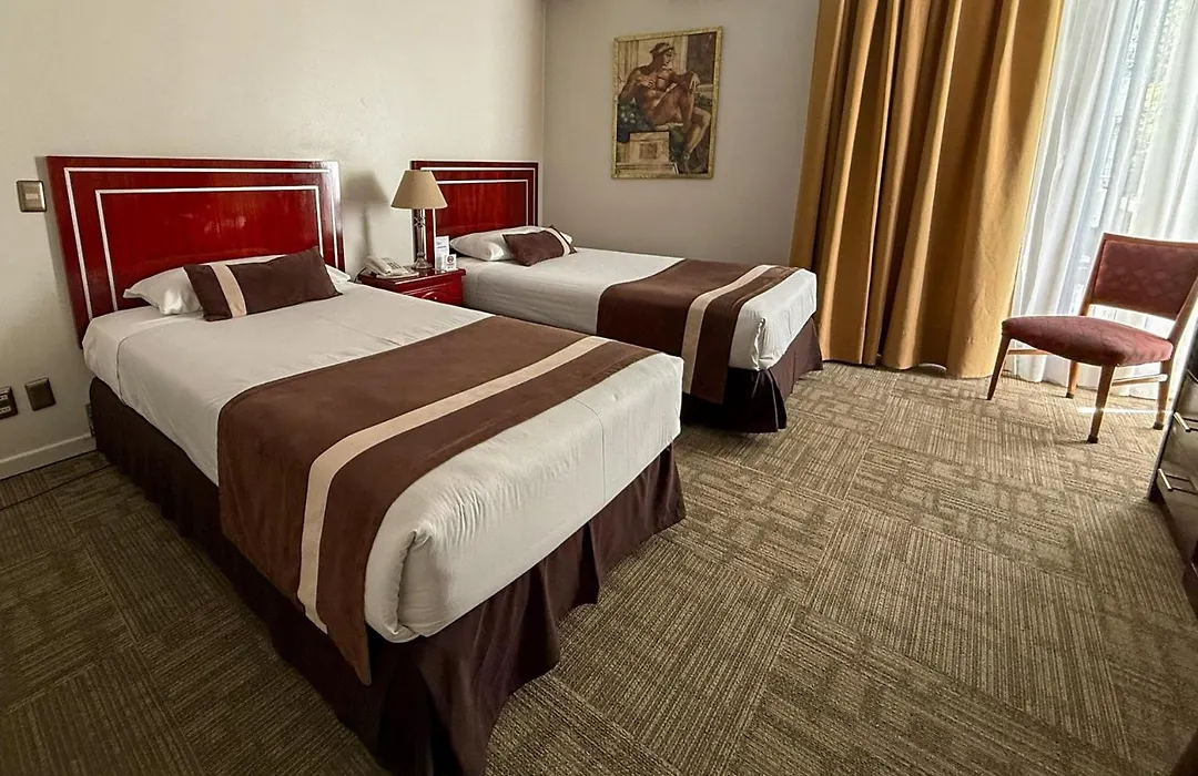 Hotel Leonardo Da Vinci-1