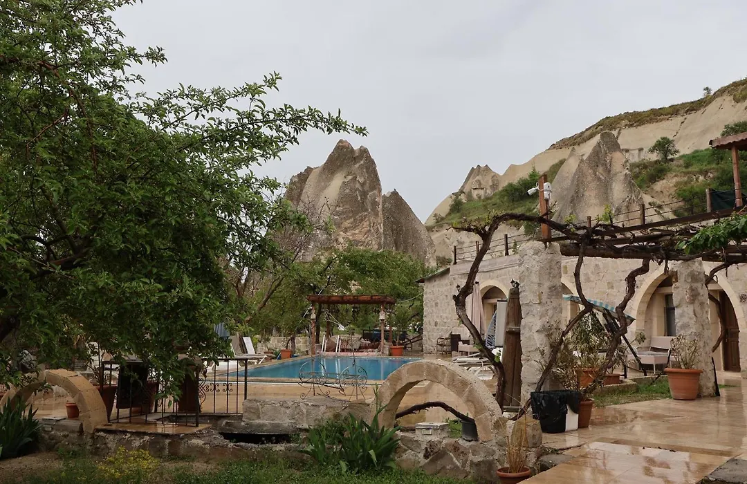 Seven Rock Cave Hotel-1