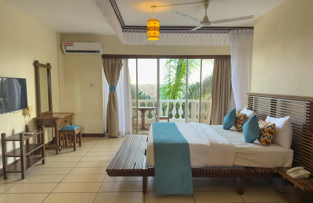 Cityblue Creekside Hotel & Suites-1