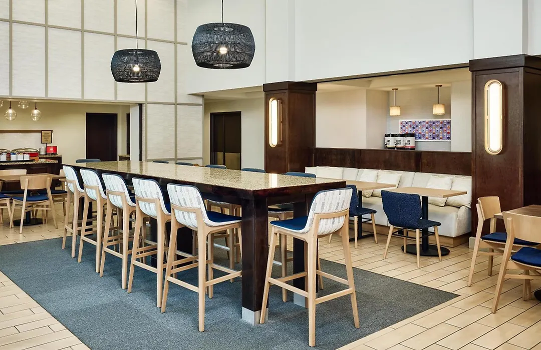 Hampton Inn & Suites Destin-1