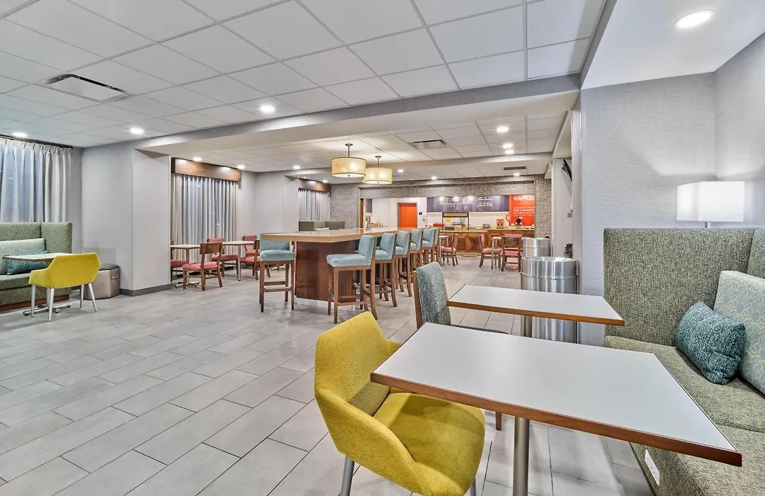 Hampton Inn Omaha Midtown-Aksarben-1
