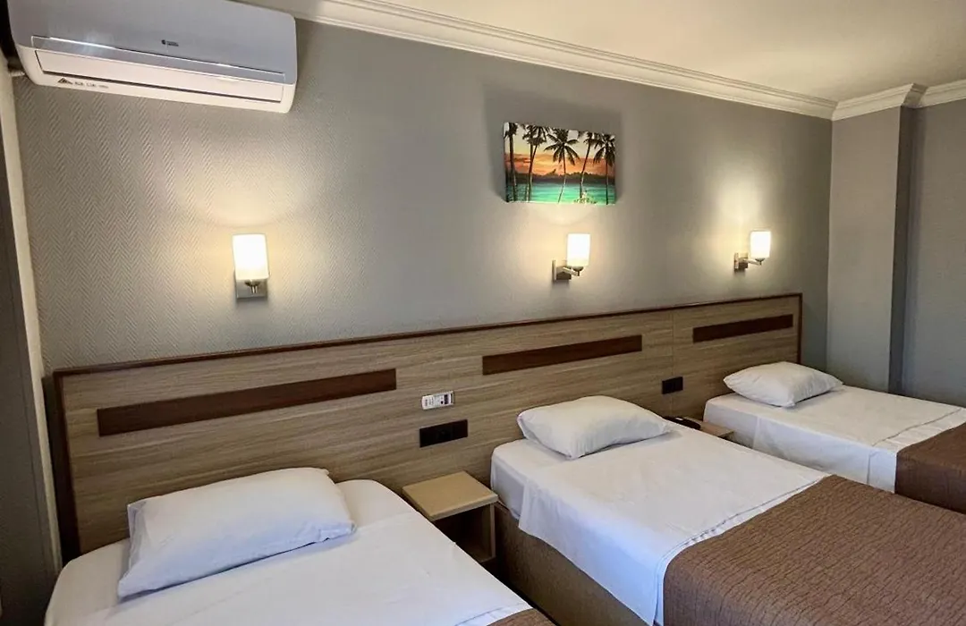 Gold Hotel-1