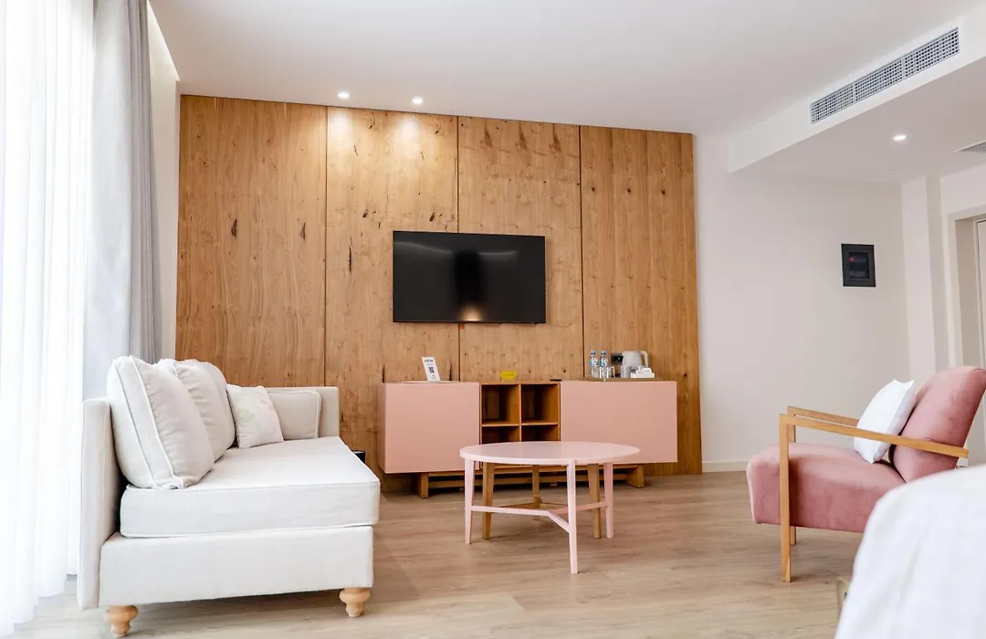 Glow Boutique Hotel & Suites-1