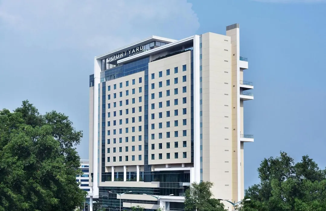 Courtyard By Marriott Kochi Infopark-1