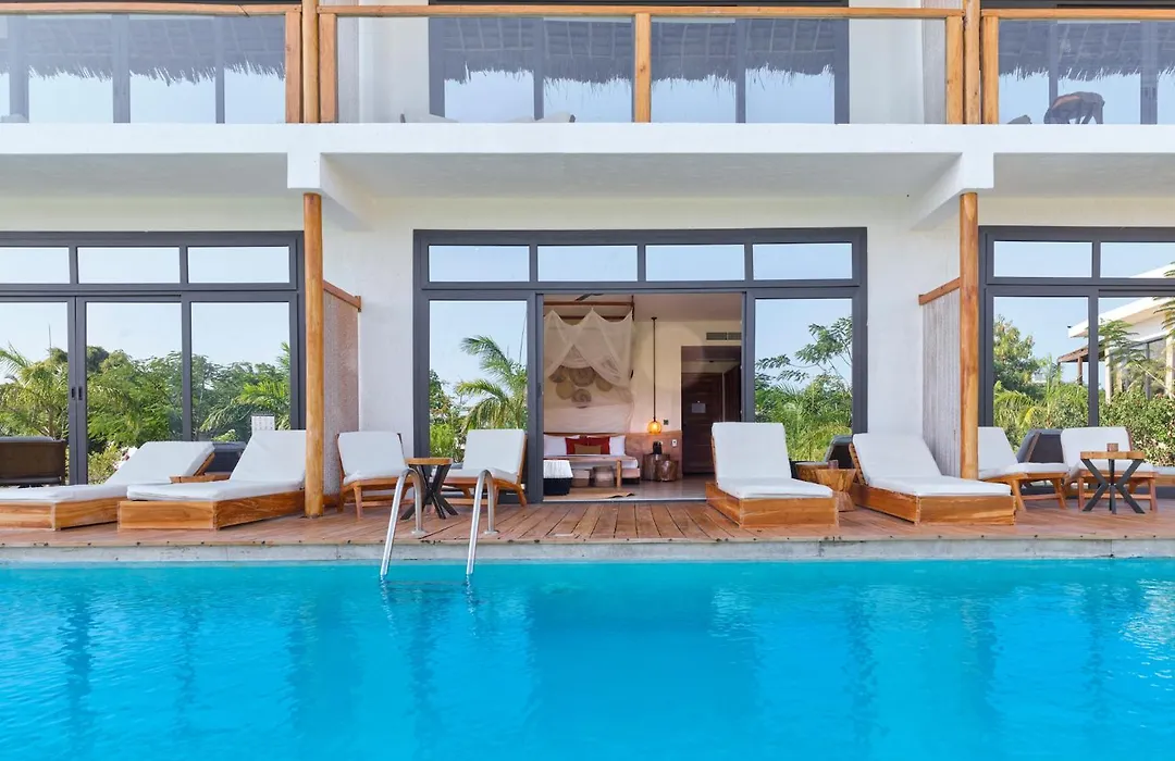 Kwanza Resort By Sunrise-1