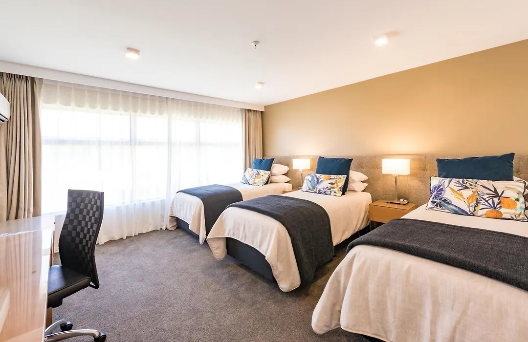Distinction Hamilton Hotel & Conference Centre-1